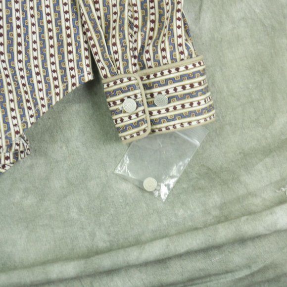 NWT Wrangler Western Wear Tribal Stripes Multicolor Western Shirt NOS Size M ANB - Picture 3 of 9